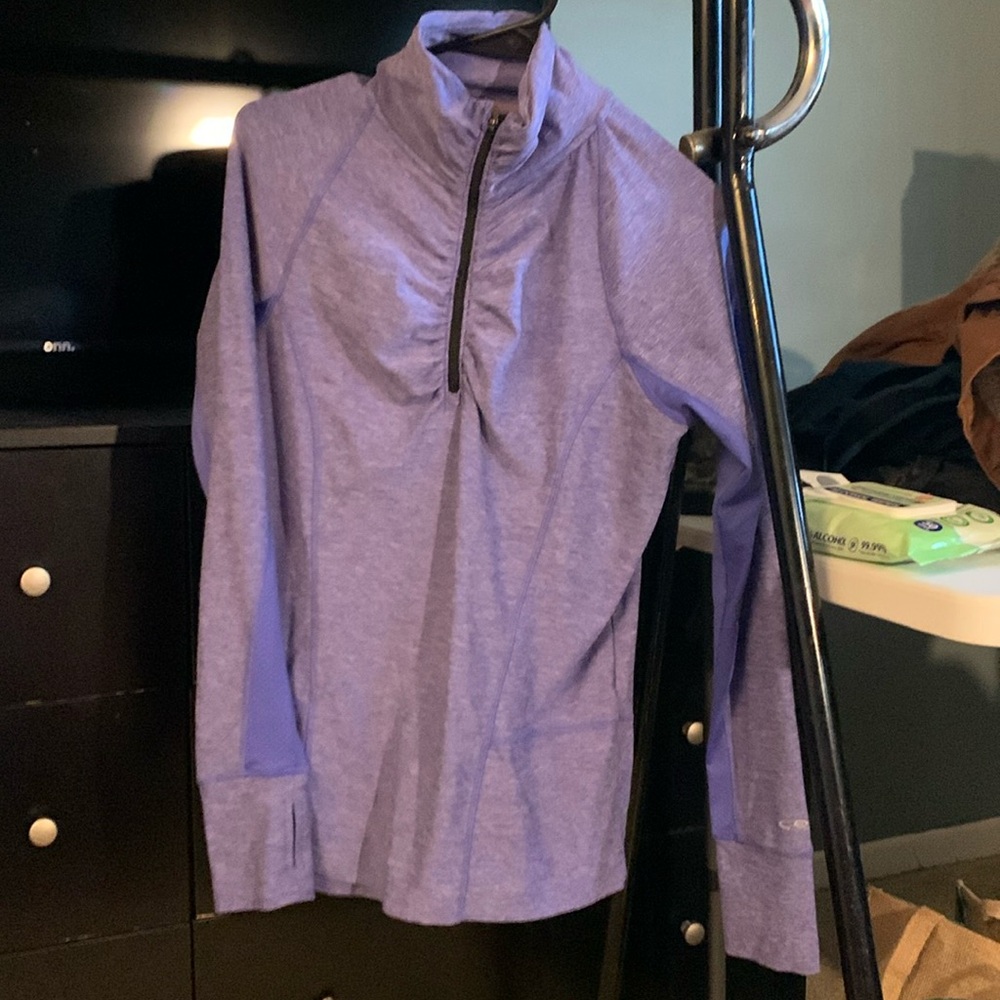 Champion  semi fitted pullover